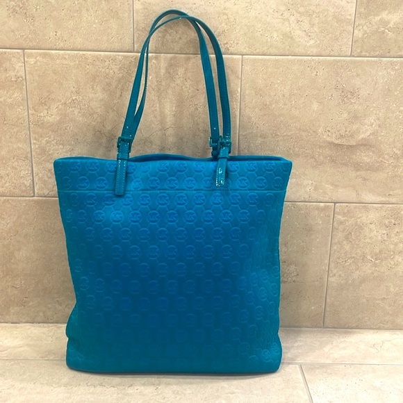 Michael Kors Shoulder Tote Jet Set Signature Quilted Bag Turquoise Neoprene - Picture 7 of 10